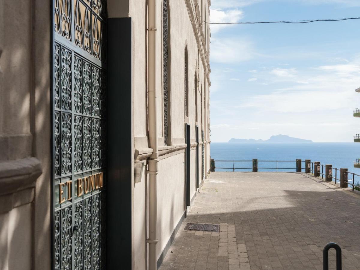 Chiostro San Francesco - Casa Di Ospitalita Religiosa Bed & Breakfast Naples Exterior photo