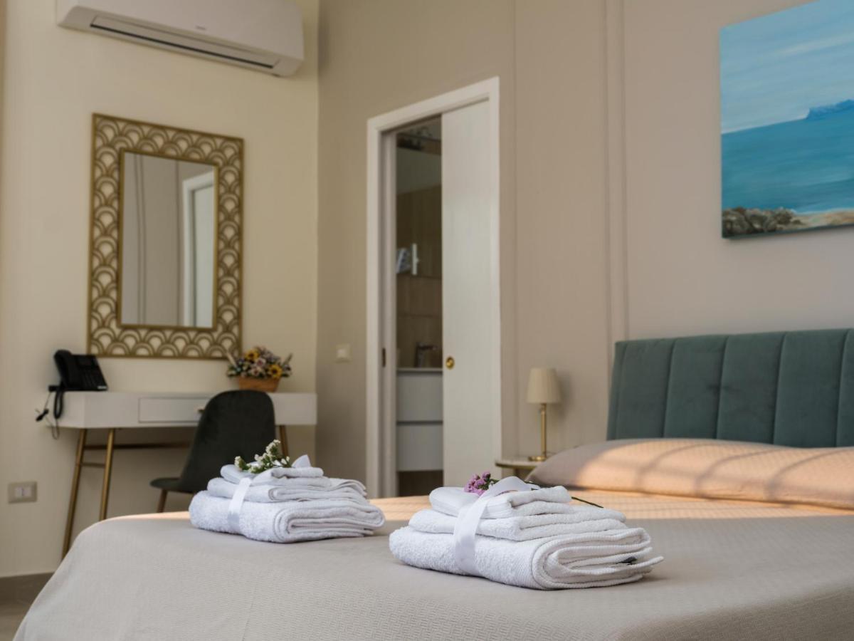 Chiostro San Francesco - Casa Di Ospitalita Religiosa Bed & Breakfast Naples Exterior photo